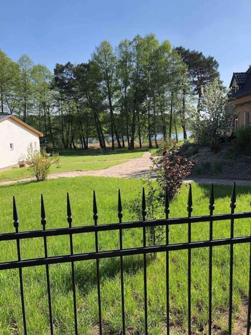 Penthouse Bernd Im Waldschloesschen Direkt Am See Wendisch Rietz Kültér fotó